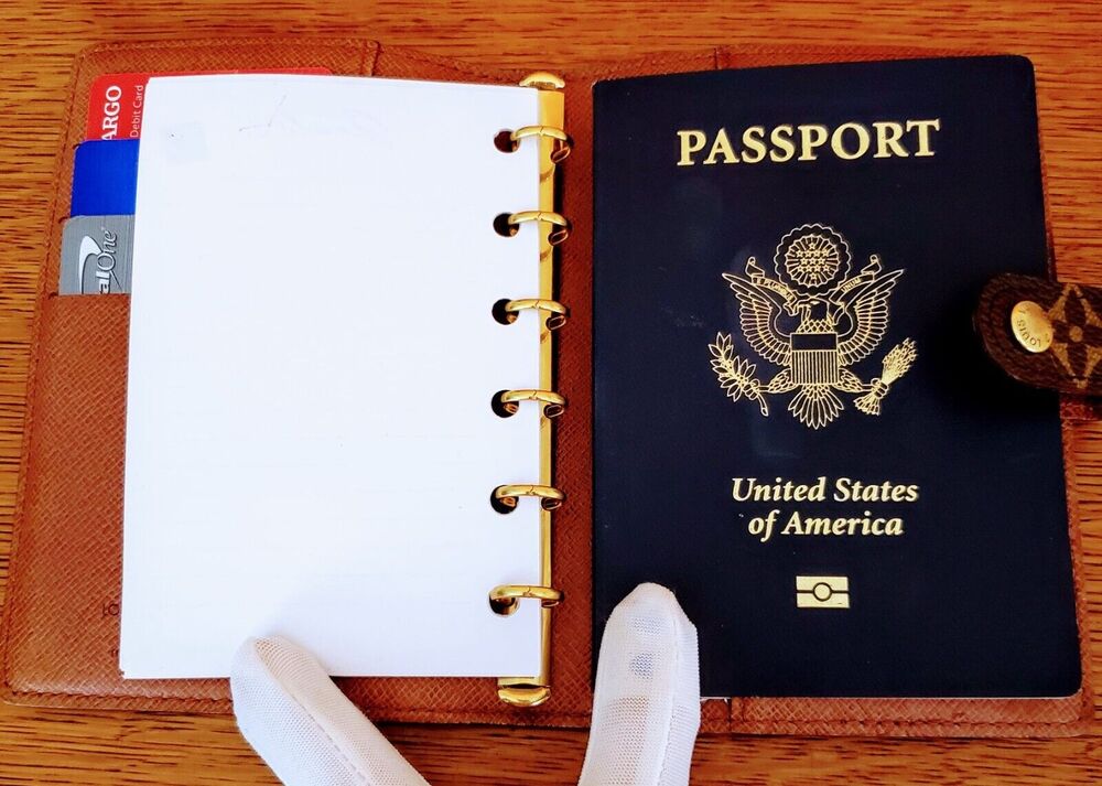Louis Vuitton Passport Holder Damier Ebene  date code# CA0030